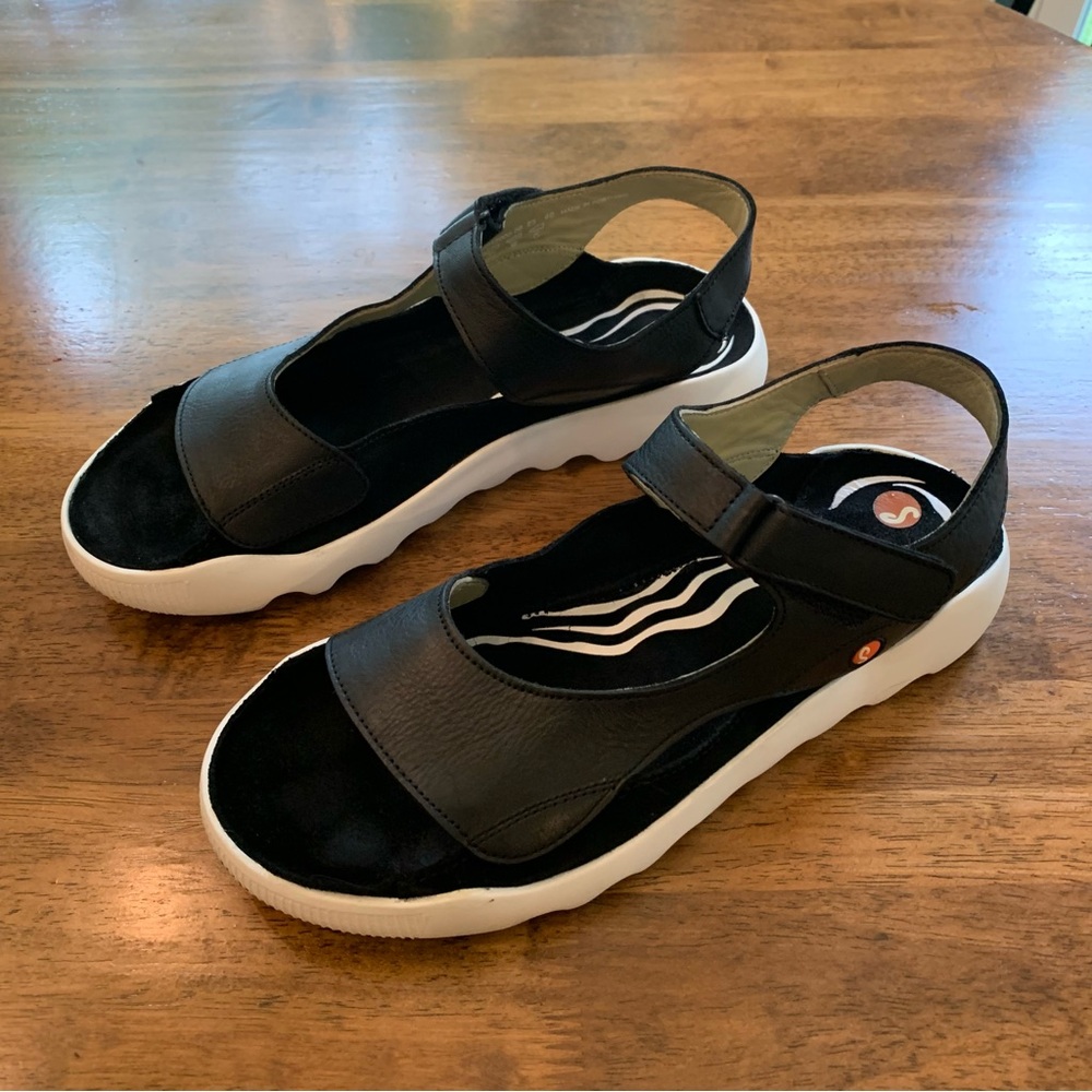 Softinos Weal Black Leather Strap Sandals; Size 9-9.5 - Picture 2 of 9